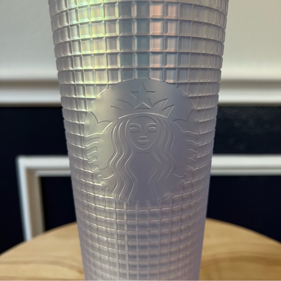 Starbucks 2022 Spring Soft Touch White Unicorn Grid Iridescent 24oz Tumber - Picture 2 of 4